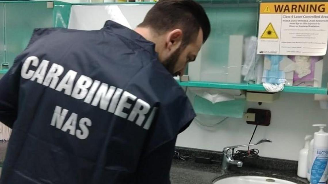 Laboratori veterinari con gravi carenze igieniche: sospese le attività