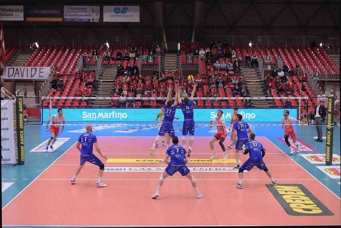 Top Volley sconfitta a Piacenza nella prima partita del play off
