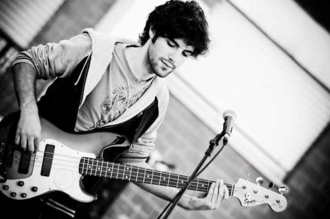 È morto Simone Massarut, il giovane bassista colpito da un malore