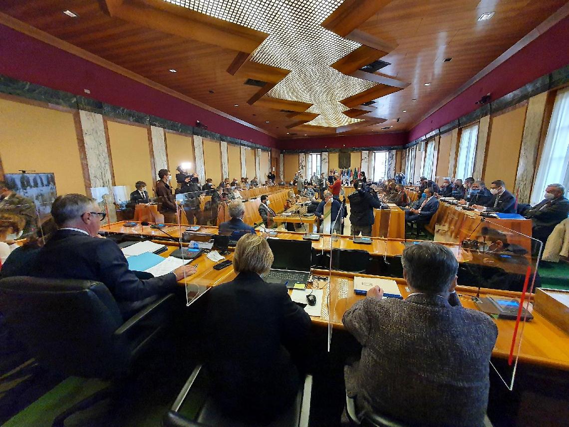 Lo sfogo del centrodestra: "Svilita la nostra funzione di rappresentanza"