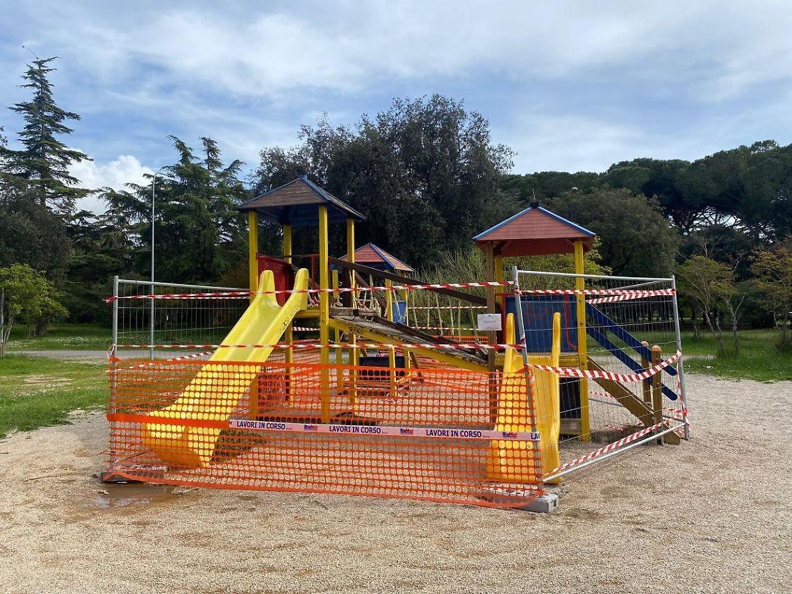 Parco Falcone Borsellino, Lnc: "Area giochi abbandonata"