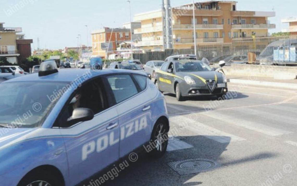 Droga a Formia,  l'Alimentari base di spaccio: la coca tra prosciutti e mozzarelle