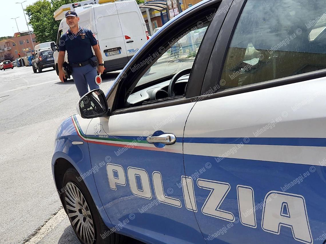 Latina, motorino con telaio contraffatto e targa rubata: denunciato un giovane