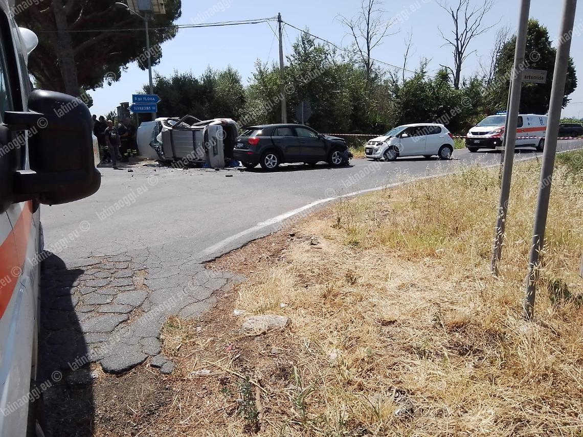Incrocio tra  Appia e Ninfina, ancora un incidente: il sindaco chiede interventi
