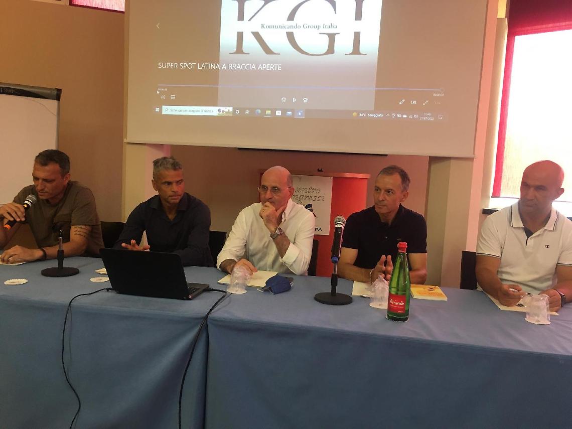 "A braccia aperte", sport e cultura tornano ad animare Piazza del Popolo