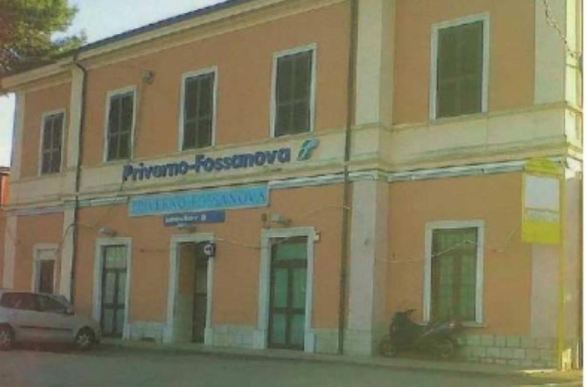 Si picchiano sul treno al culmine di una lite, arrestati