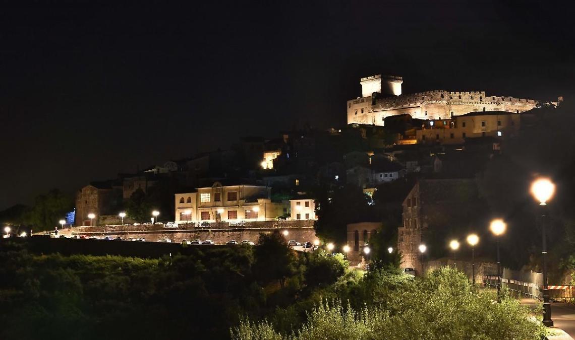 La magia di Sermoneta da vivere la sera di Ferragosto