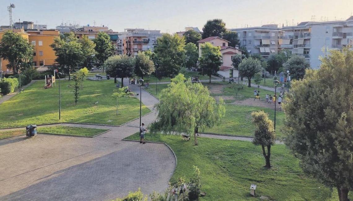 Parco Area Ghezzi, altro caos per l'area verde