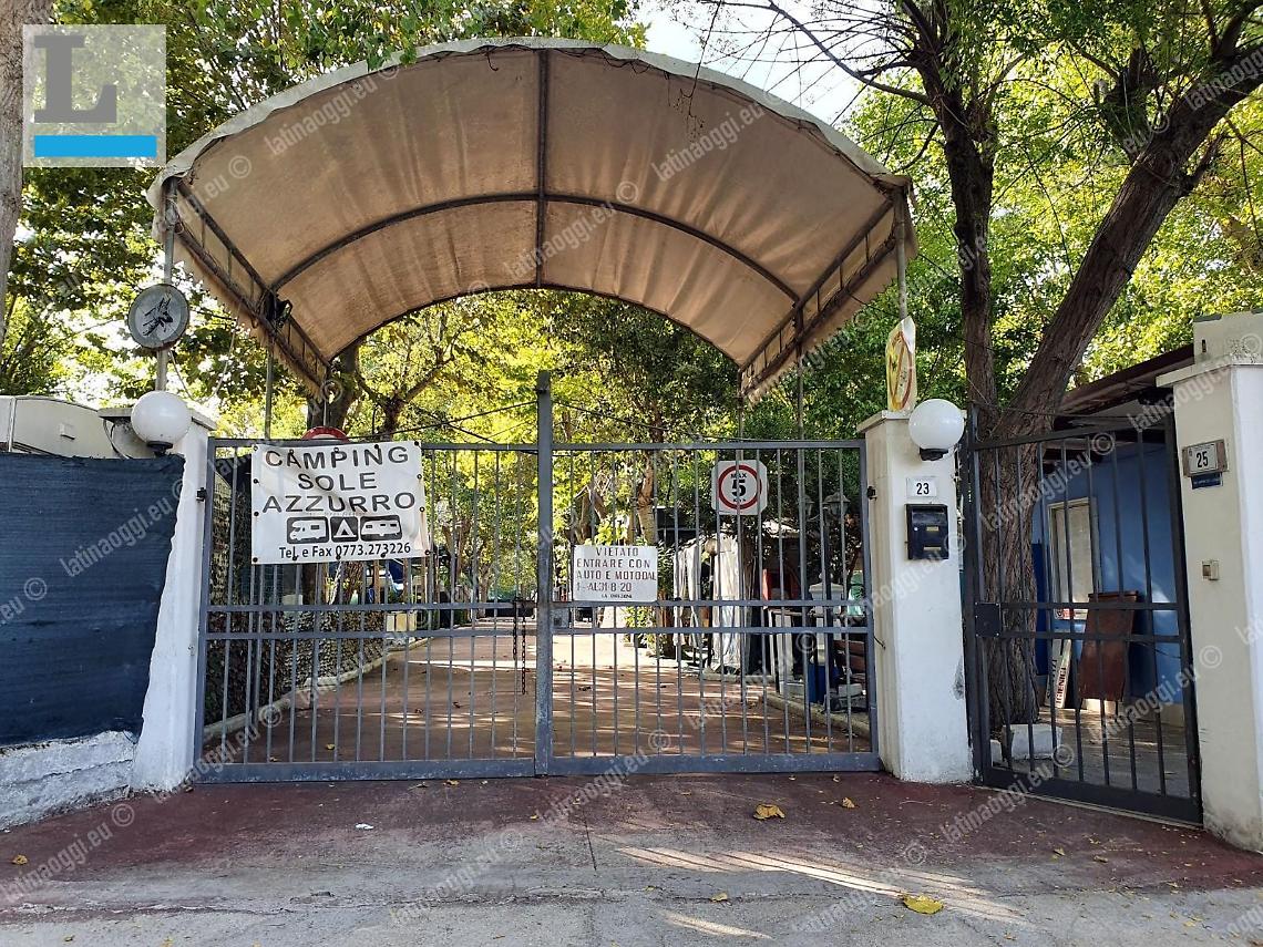 Camping confiscato, il Comune ordina lo sgombero dell'area