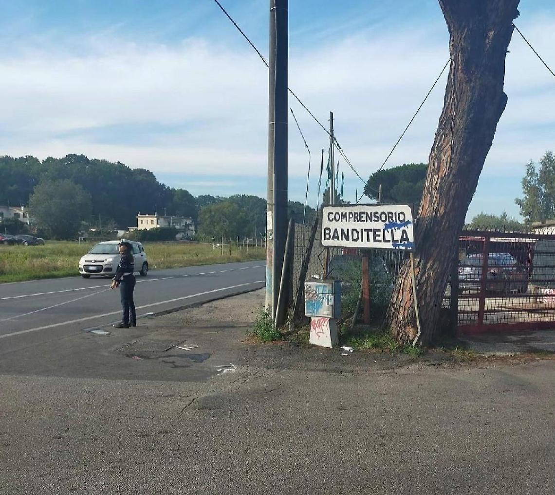 Studente investito dall'auto sulla Laurentina, ferito un 15enne