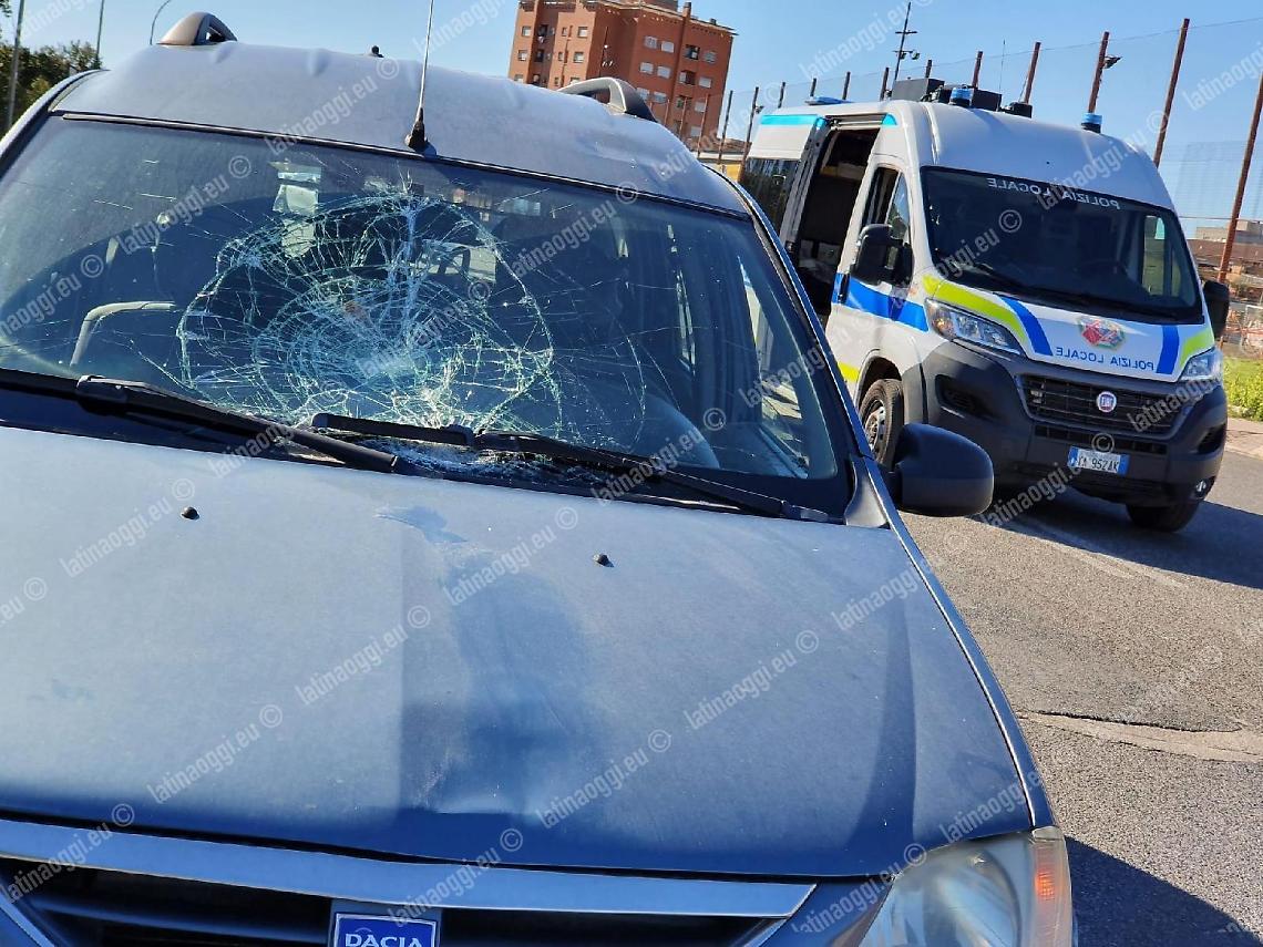 Investito da un'auto, grave un anziano