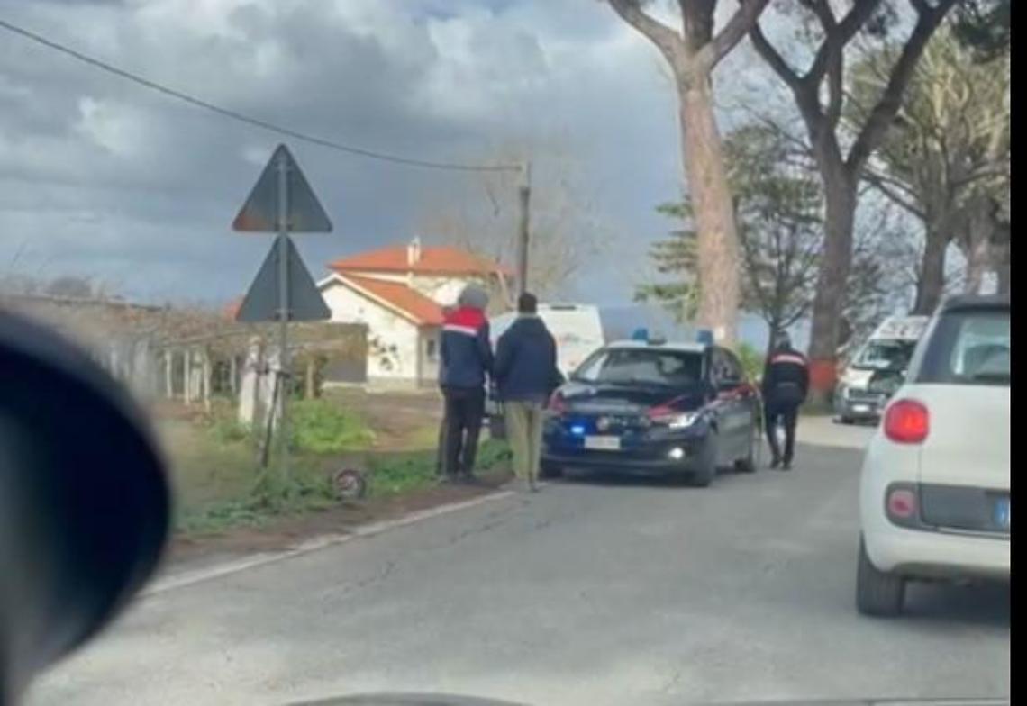 Incidente in monopattino, preso dal furgone