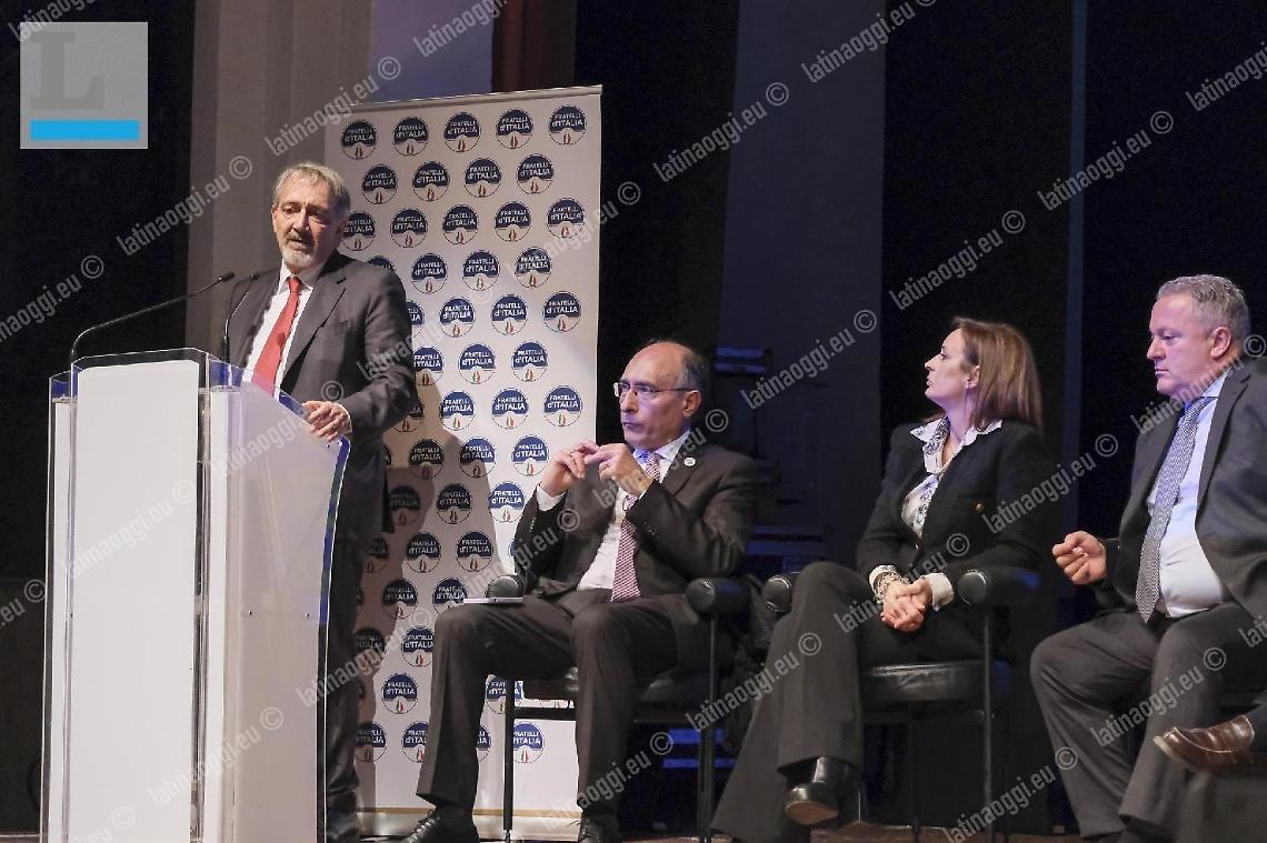 Regionali, Rocca all'attacco: «Sanità e turismo sfide da vincere»