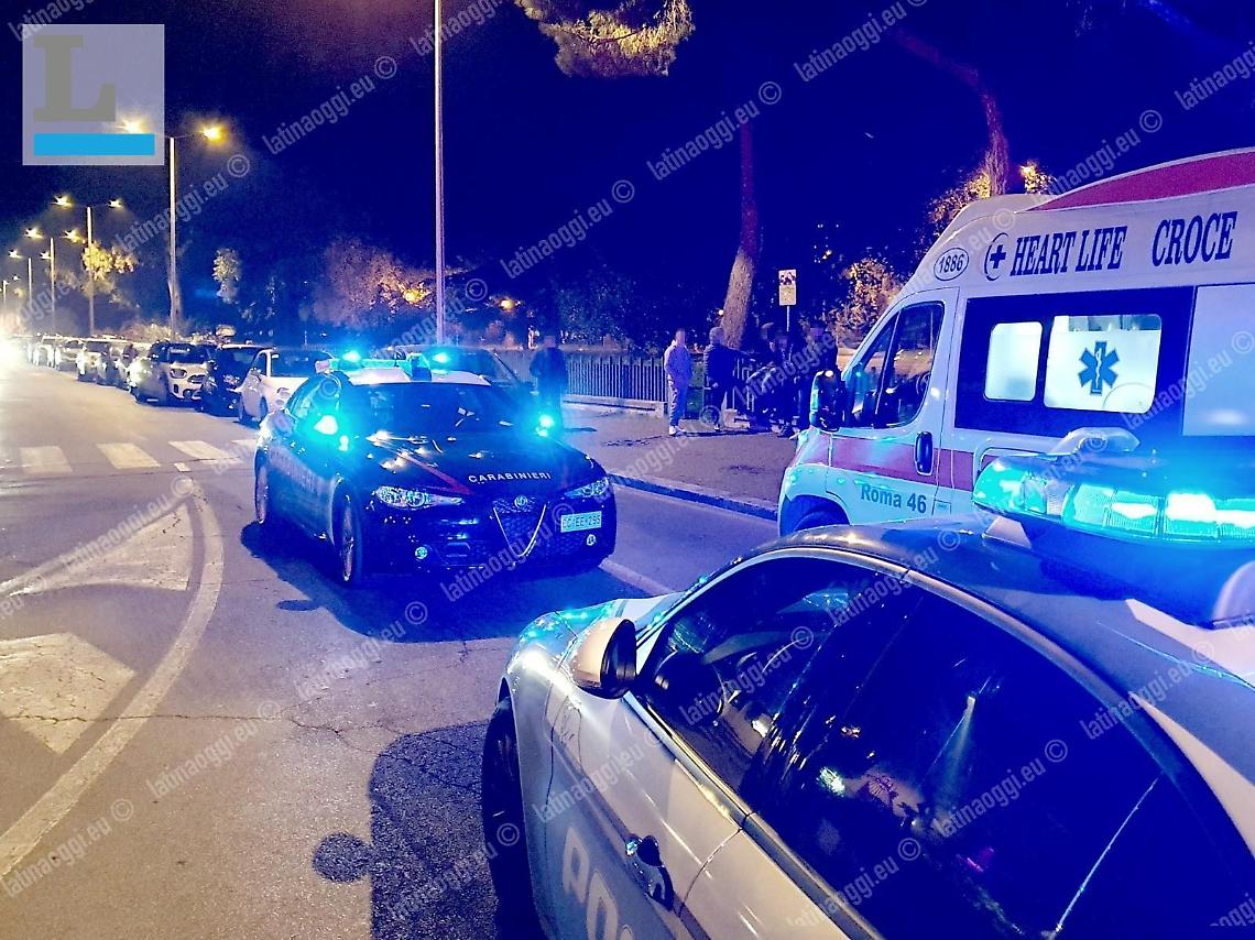 Quindicenne aggredito e accoltellato in centro da tre sconosciuti