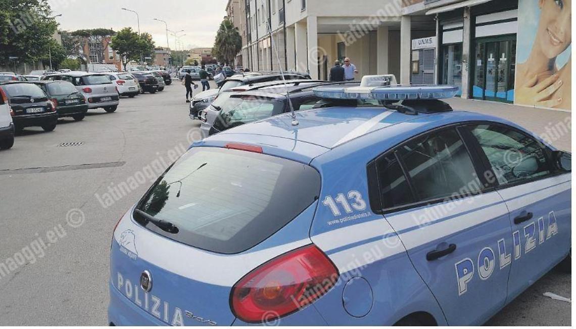 Guardia giurata rapinata dell'incasso in via San Carlo da Sezze