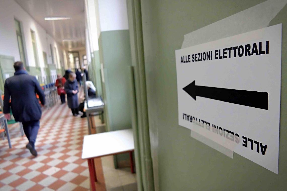 Furto nel seggio elettorale, rimossa la presidente