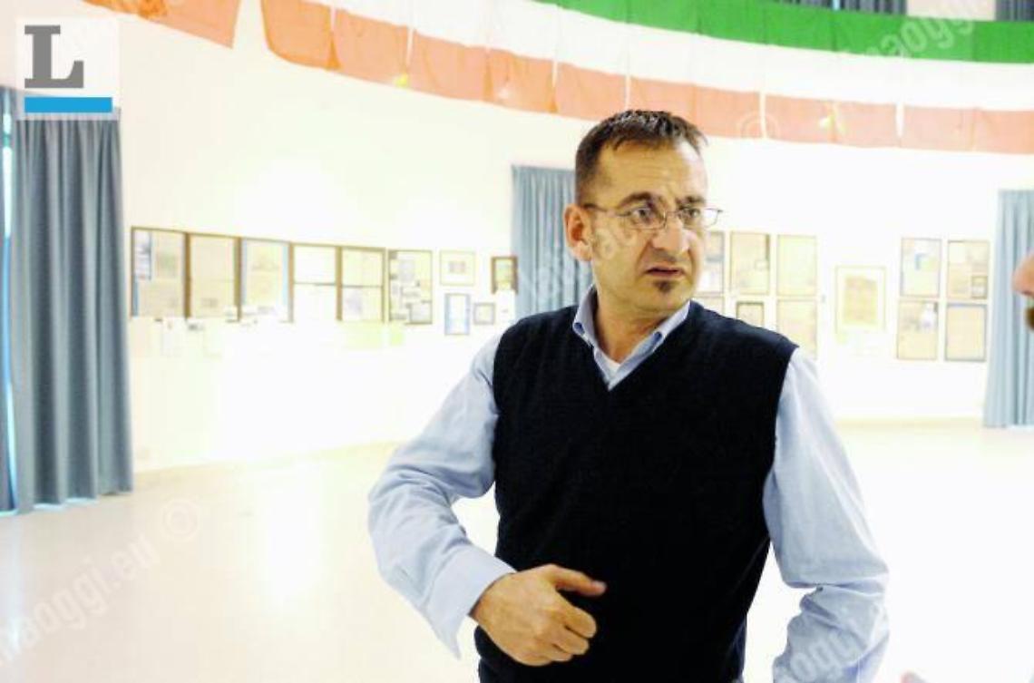 Rifiuti: Bruni (FdI) spinge per il nuovo progetto: "Basta mastelli, servono cassonetti intelligenti"