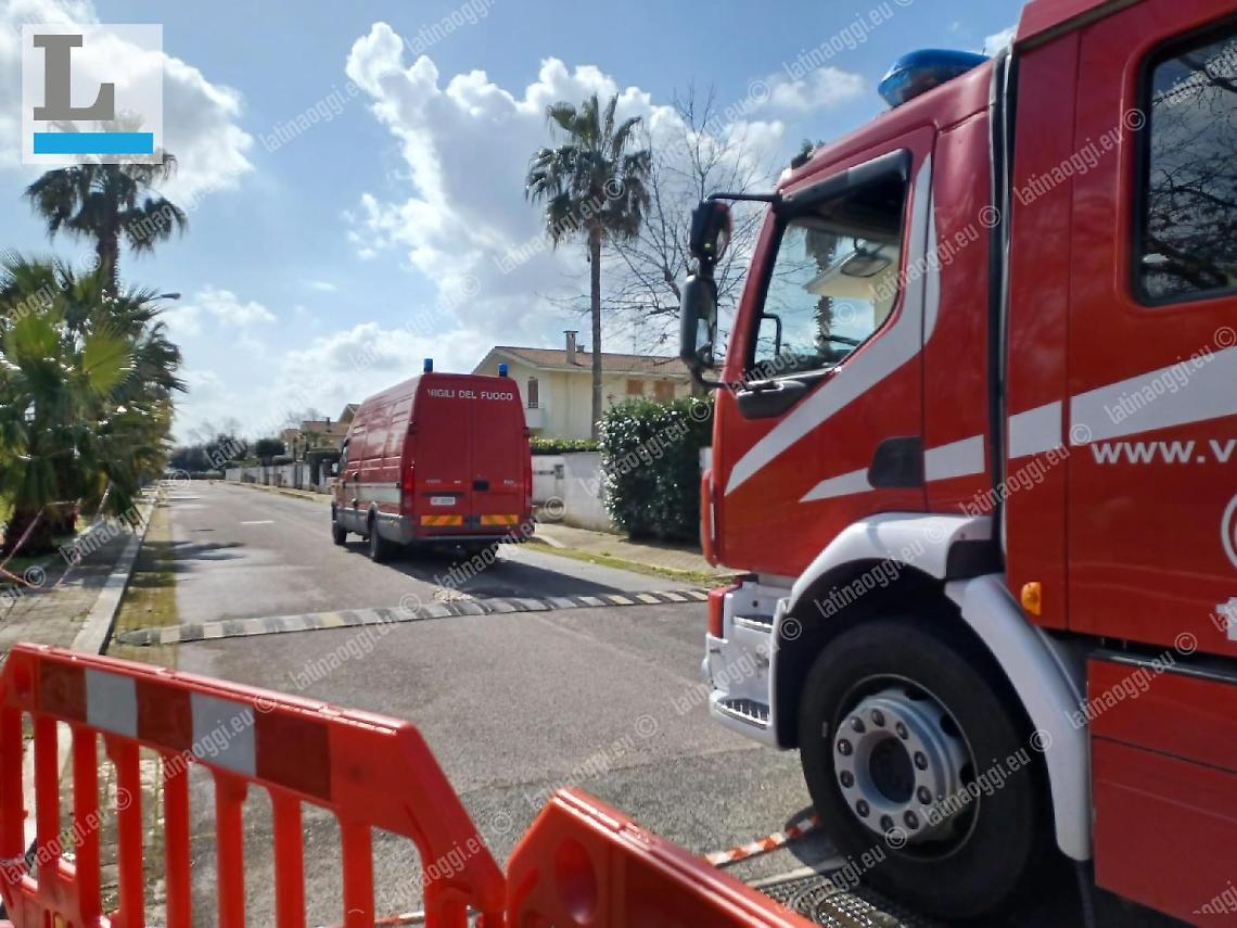 Fuga di gas nel Residence, gli accertamenti dei vigili del fuoco