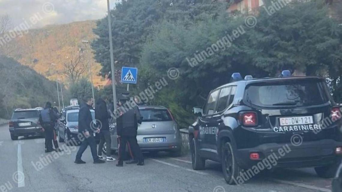 Spari a Suio: Miriam Mignano è fuori pericolo