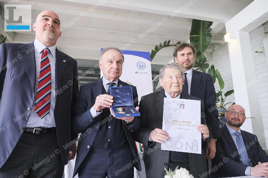 Stella d'Oro per Meriti Sportivi al Commendatore Lucio Benacquista