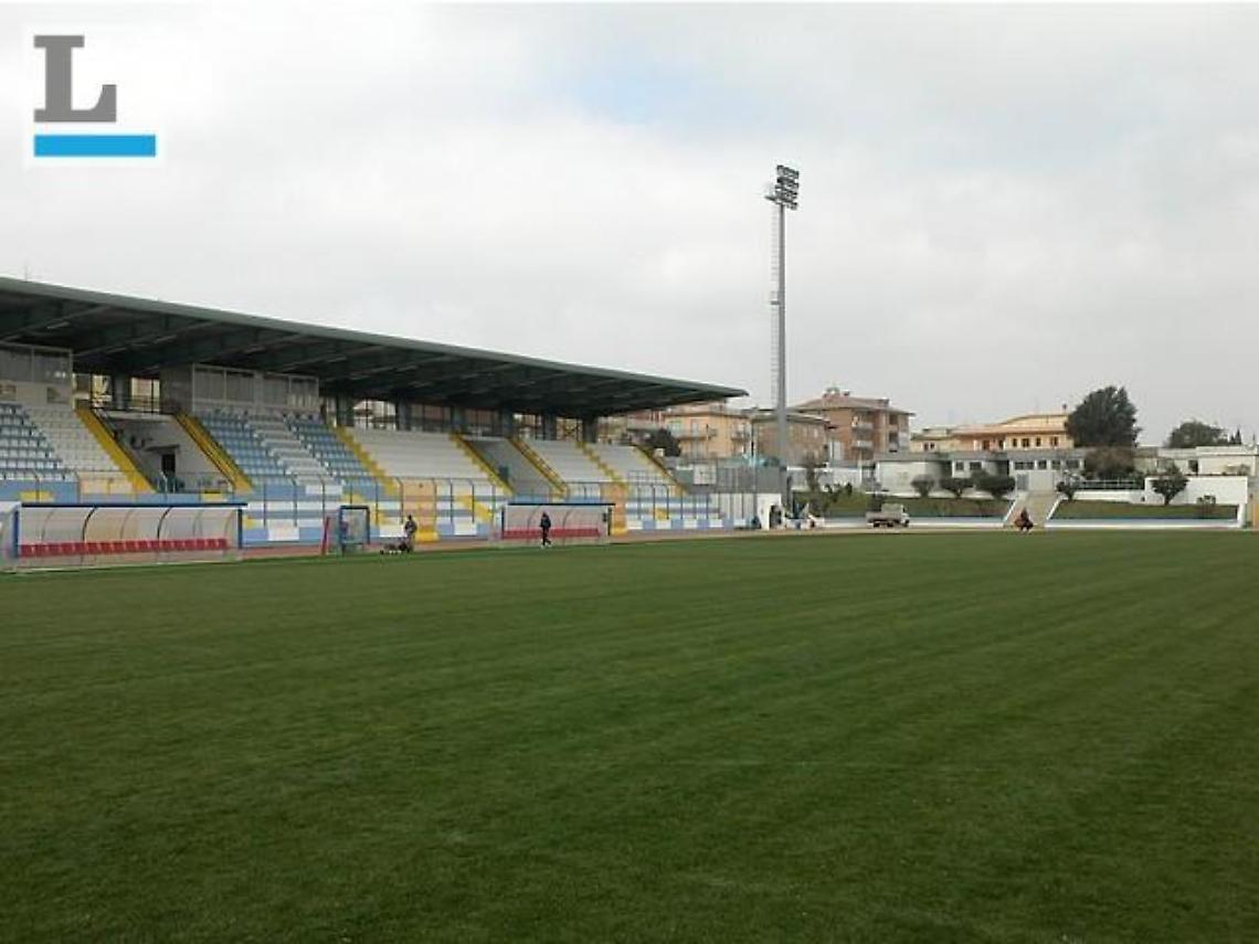 Stadio e tribuna, scontro tra Comune e Aprilia calcio