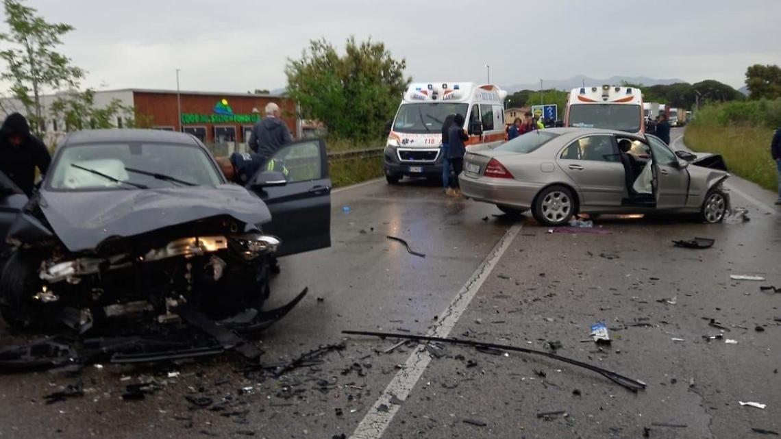 Incidente stradale sulla Flacca, ferite gravemente 4 persone