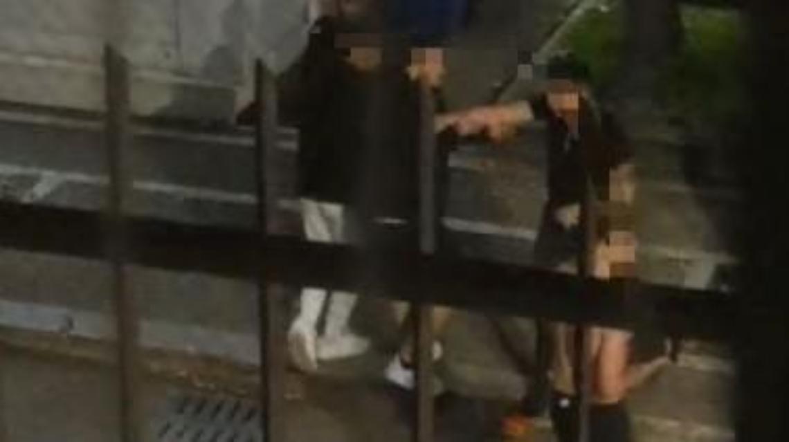 Vandali in centro ad Aprilia, i carabinieri a un passo dall'identificarli