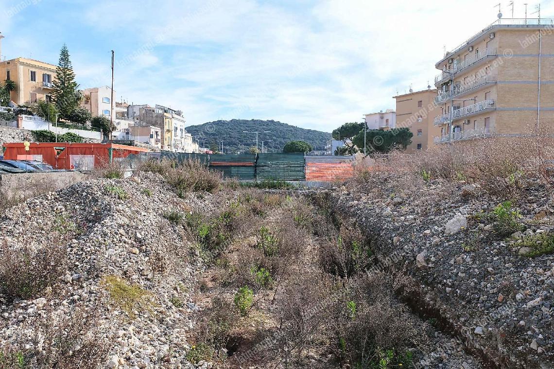 Scandalo stazione a Gaeta, chiesto il giudizio per 13 imputati