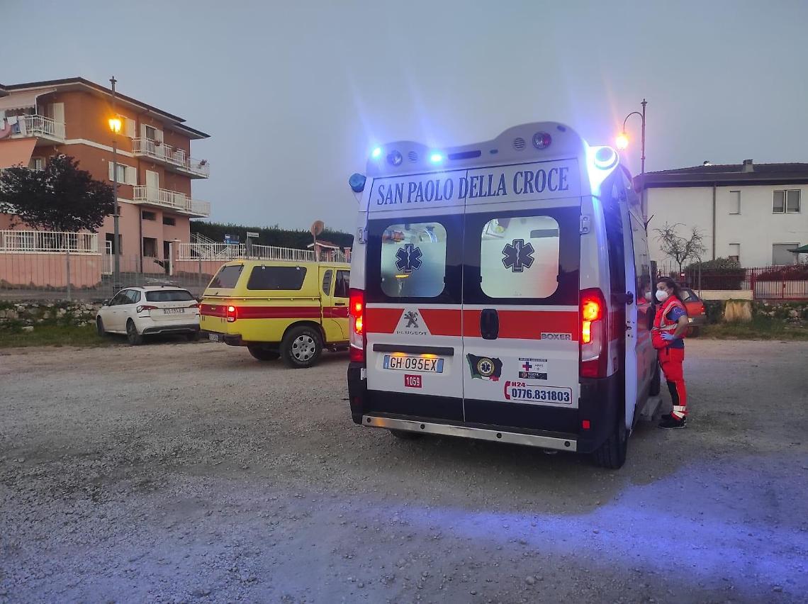 Precipita col parapendio e poi si perde sui monti, ritrovato in serata