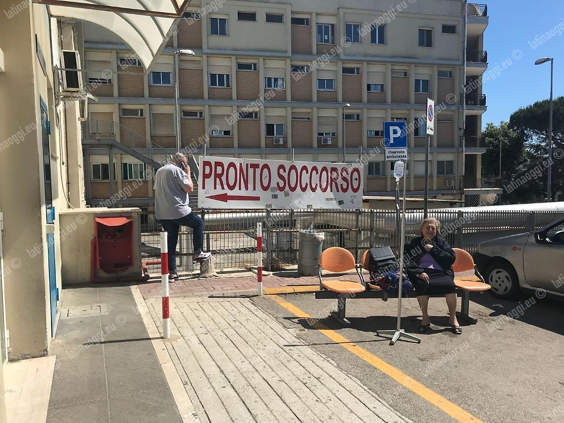 I condizionatori  dell'ospedale  non funzionano, operazioni ferme
