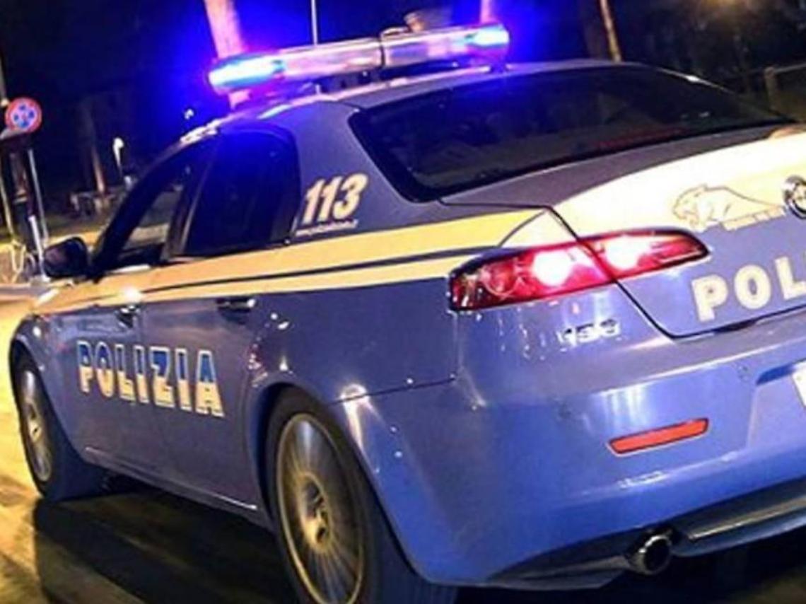 Svuotano di notte la gioielleria