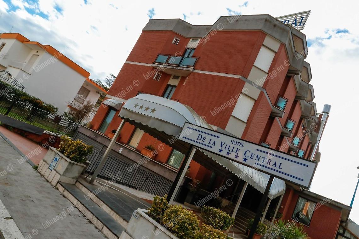 Hotel De La Ville, questa mattina l'incontro tra sindaco e proprietà