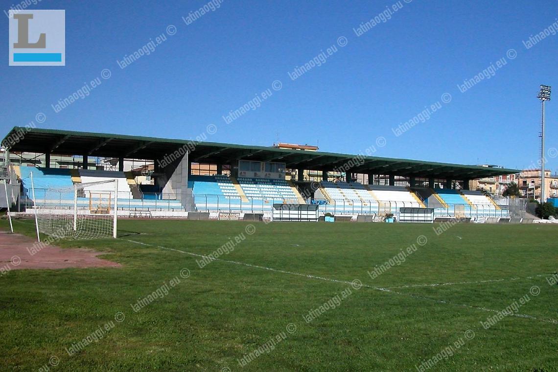 Rebus stadio, la scuola calcio: «A rischio l'avvio dell'attività di 300 ragazzi»