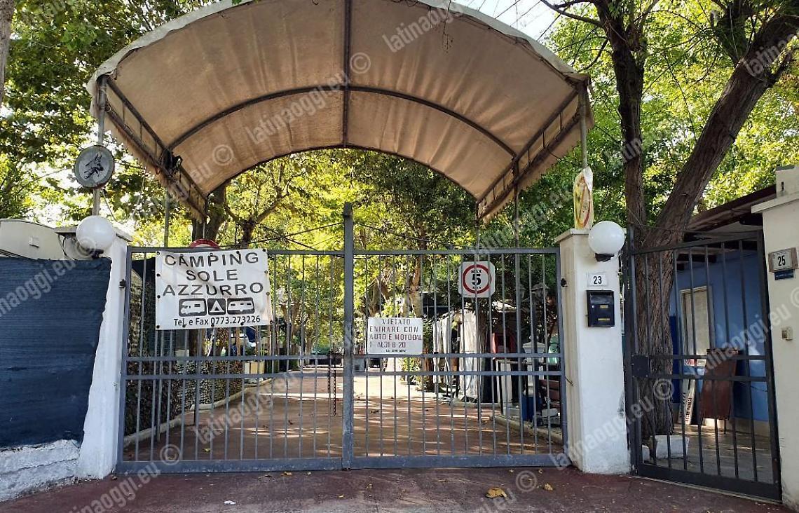 Camping confiscato, nuovo braccio di ferro Il Tar sospende tutto