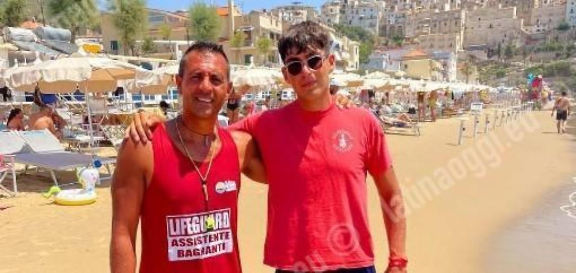 Crisi epilettica mentre nuota, 50enne salvato da due bagnini