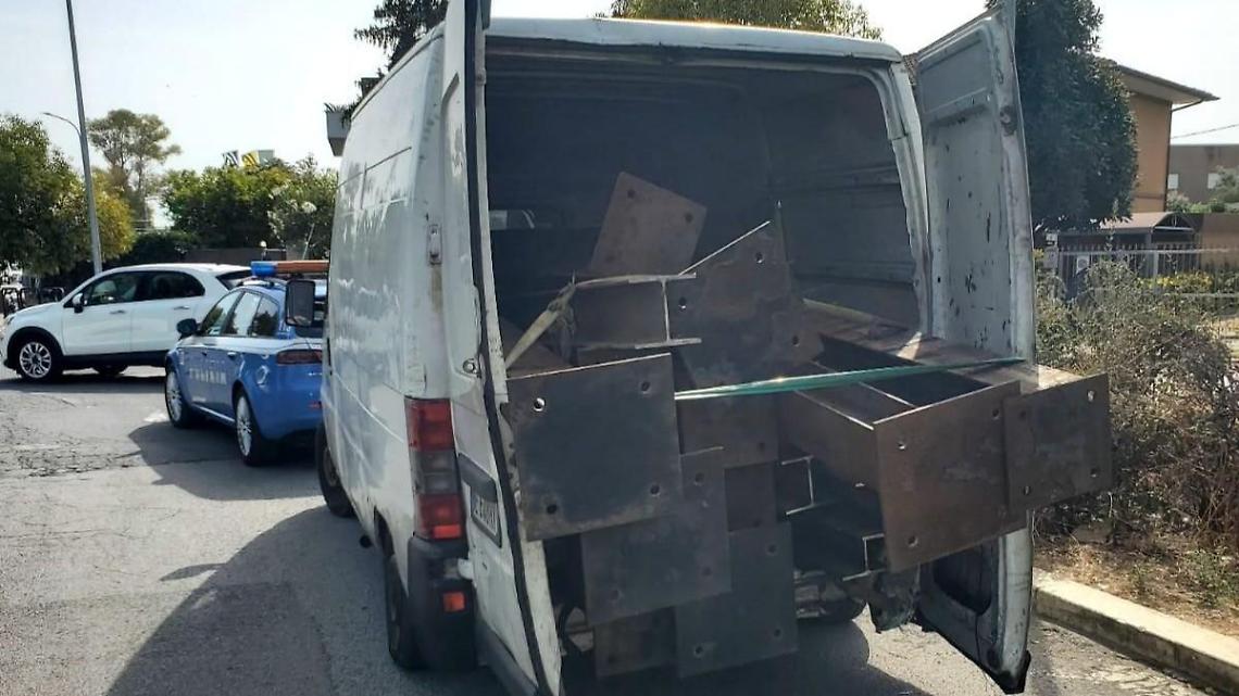 Trasporto di rottami senza permessi: sanzioni salate