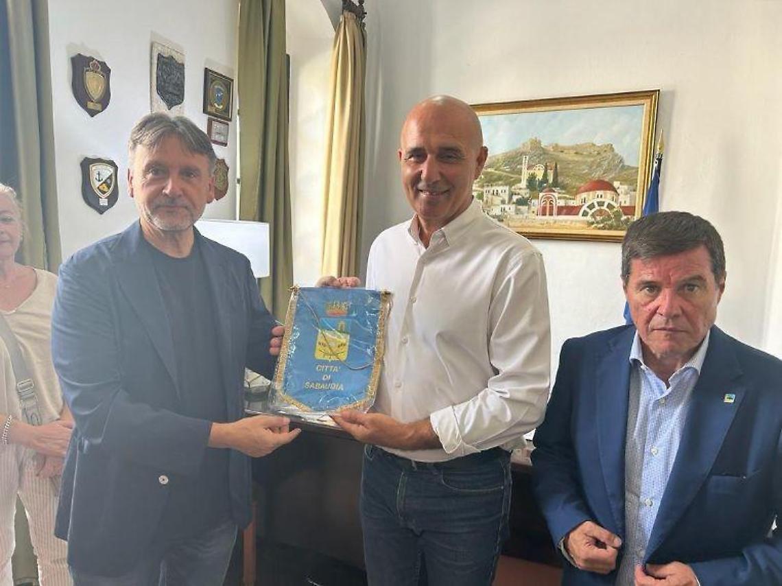 Calorosa accoglienza della delegazione di Sabaudia a Leros