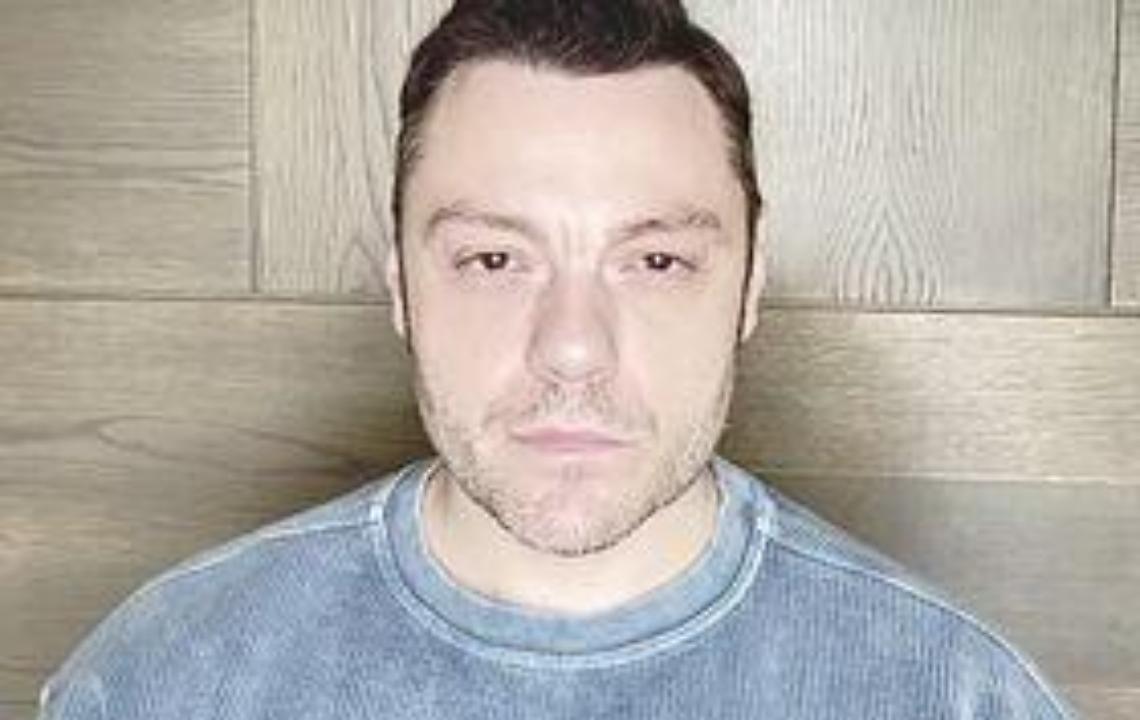 Il primo romanzo di Tiziano Ferro  è nelle librerie