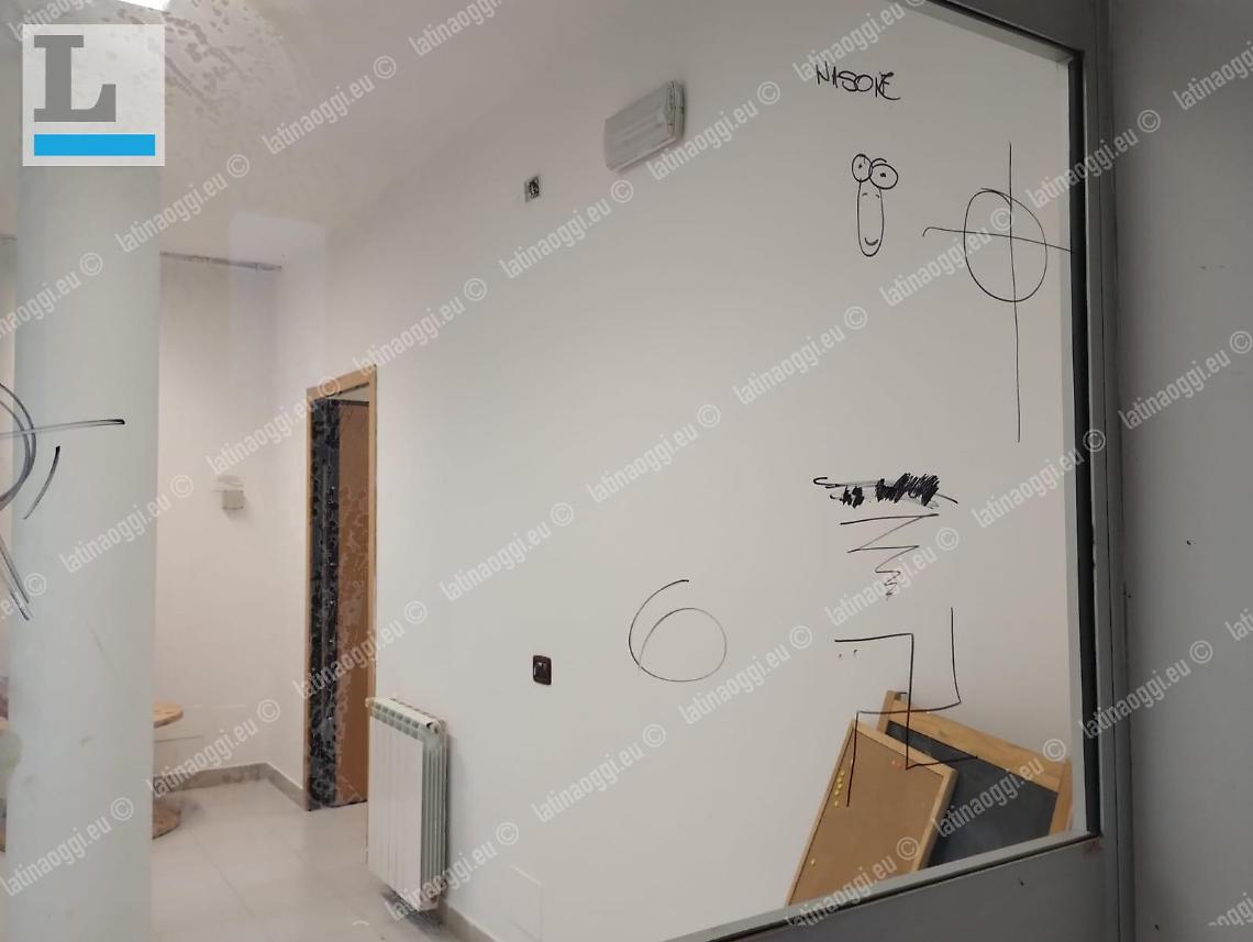Atto vandalico al Centro Polivalente, la condanna di sindaco e assessore