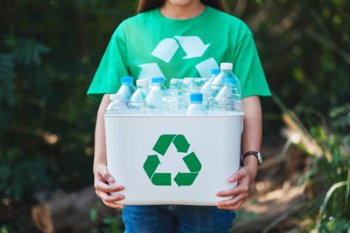 Raccolta differenziata, a Pomezia due ecocompattatori di nuova generazione