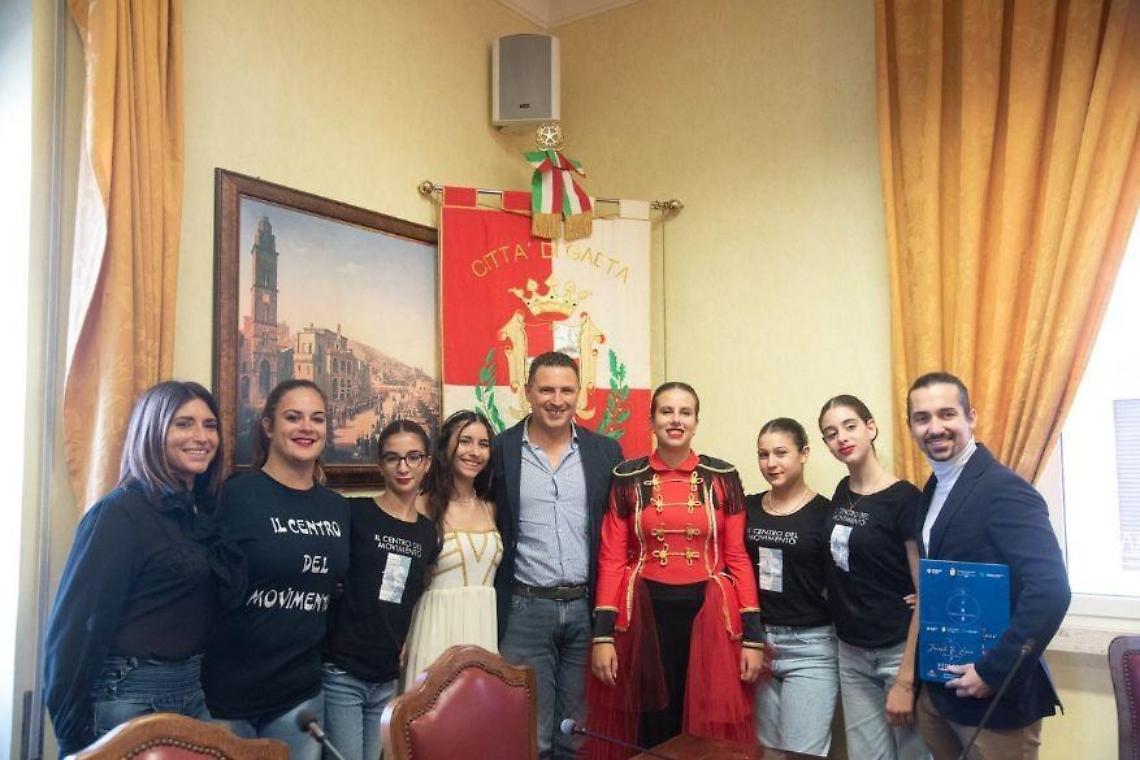 Torna a Gaeta lo spettacolo di "Favole di luce"