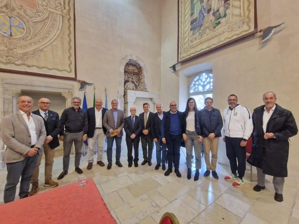 Canottaggio, l'addio a Sabaudia diventa l'opportunità per Fondi