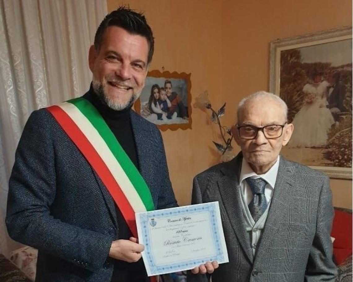 Il vice sindaco Marchitti con Rosario Cremona