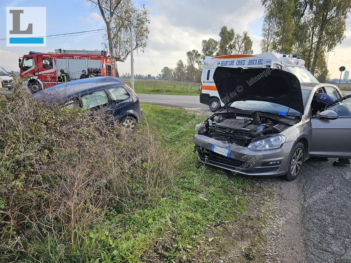 Scontro all'incrocio, muore un sacerdote