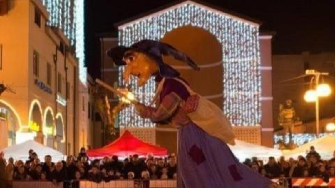 La Befana non scenderà dal campanile della chiesa di San Michele Arcangelo