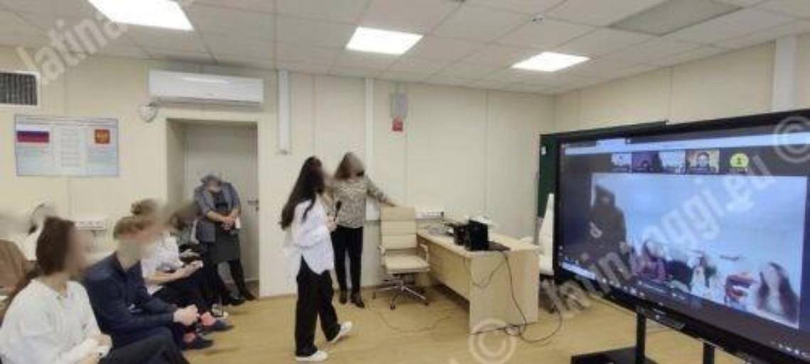 Incontro al liceo con gli esponenti pro-Putin, la Regione prende le distanze