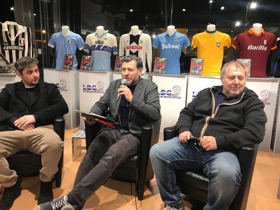"Un amore chiamato calcio", la presentazione alla Feltrinelli