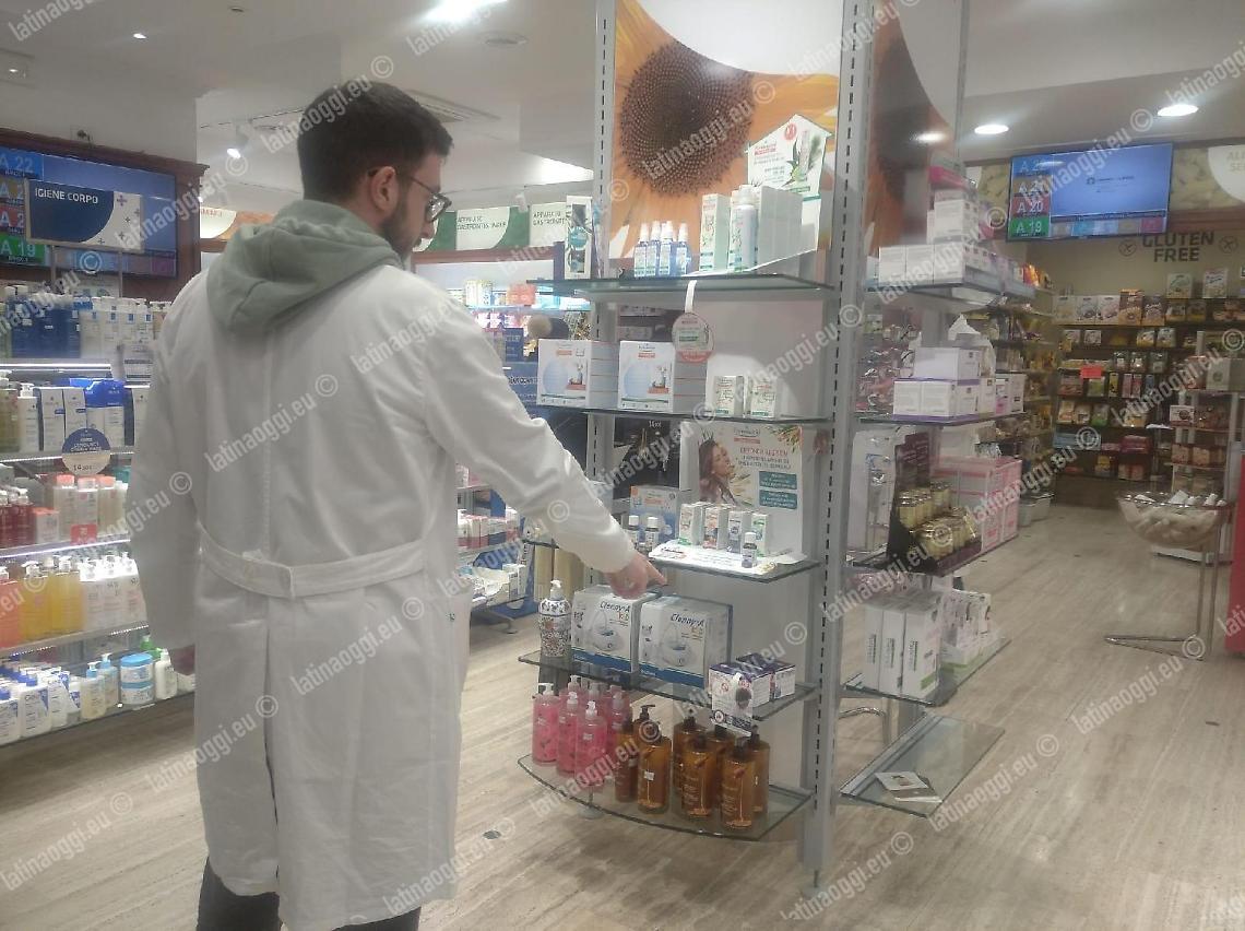 Furto lampo in 20 secondi