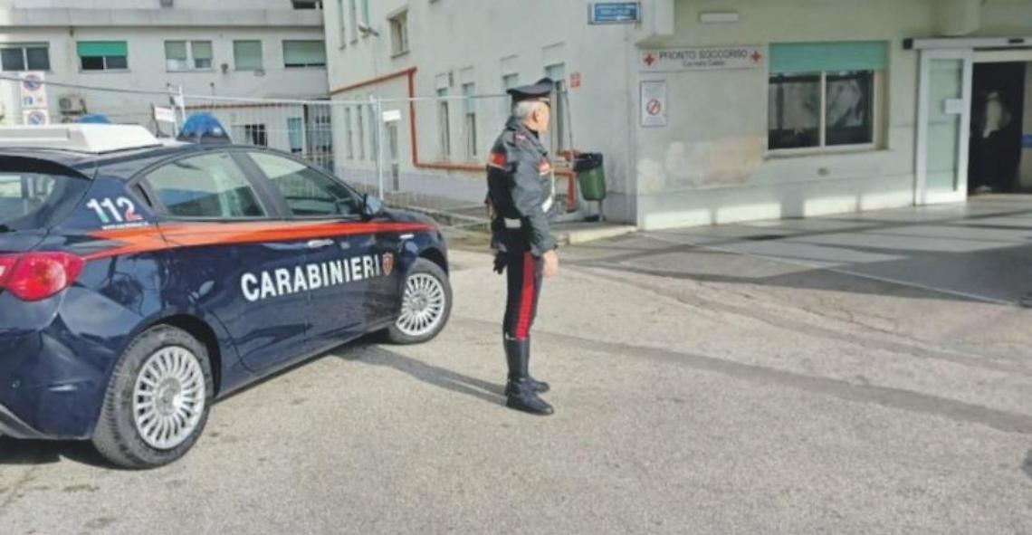 Gli rubano il cellulare mentre è al pronto soccorso
