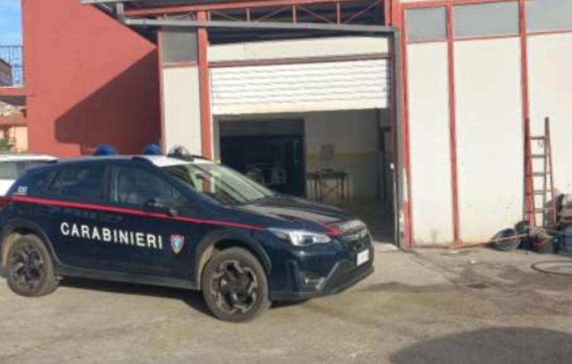 Sequestrata una carrozzeria priva delle necessarie autorizzazioni